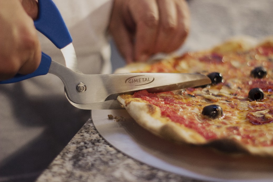 forbici_taglia_pizza_focus