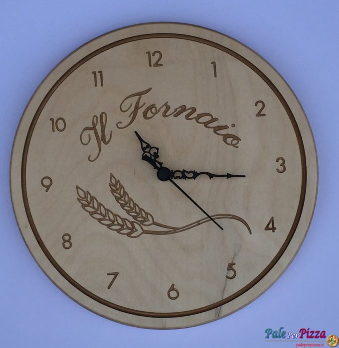 Orologio inciso in legno faggio_il fornaio